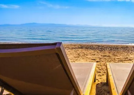 Aqua Gardens In Afytos Beach *