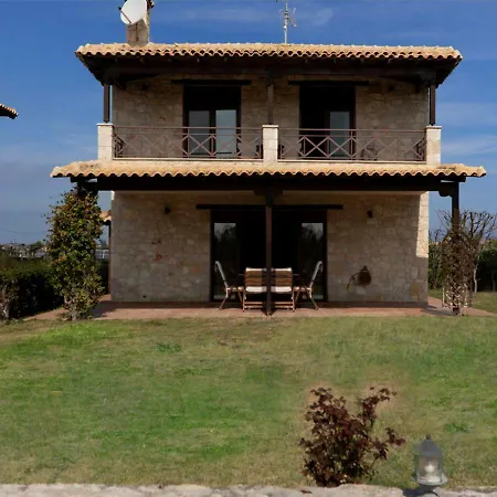 Casa de Férias Aqua Gardens In Afytos Beach *